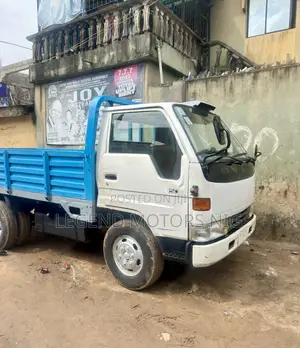 Toyota Dyna 150 Six Tyres Manual Drive