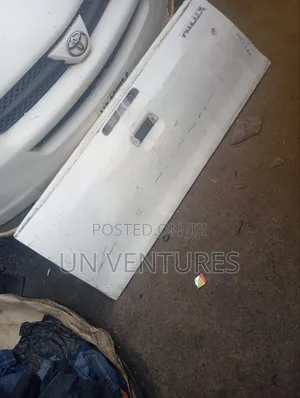 Back Booth Toyota Hilux 2012