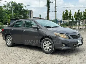 Toyota Corolla LE 4dr Sedan (1.8L 4cyl 4A) 2010 Gray