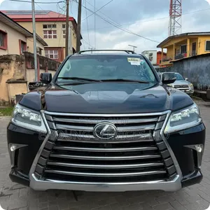 Lexus LX 570 AWD 2017 Black
