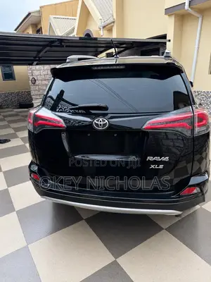 Toyota RAV4 LE 4dr SUV (2.5L 4cyl 6A) 2015 Black
