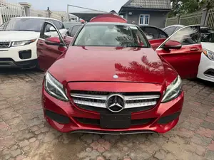 Mercedes-Benz C300 Luxury 4matic Sedan AWD (2.0L 4cyl 7A) 2017 Red