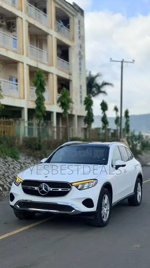 New Mercedes-Benz GLC-Class GLC 300 2025 White