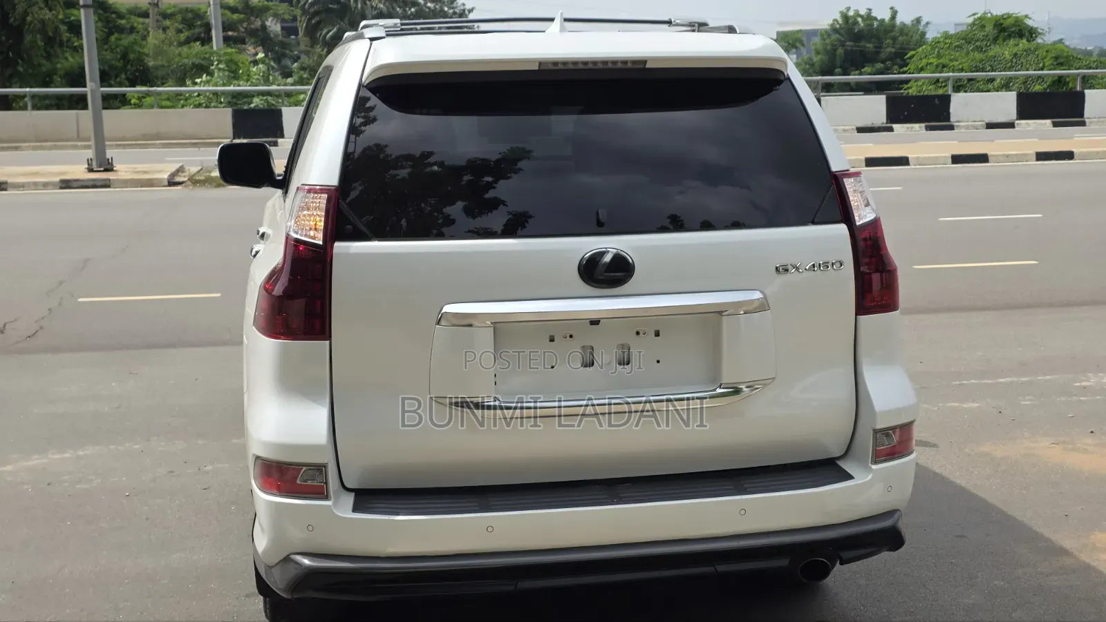 Lexus GX 460 AWD 2022 White