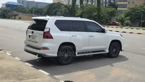 Lexus GX 460 AWD 2022 White
