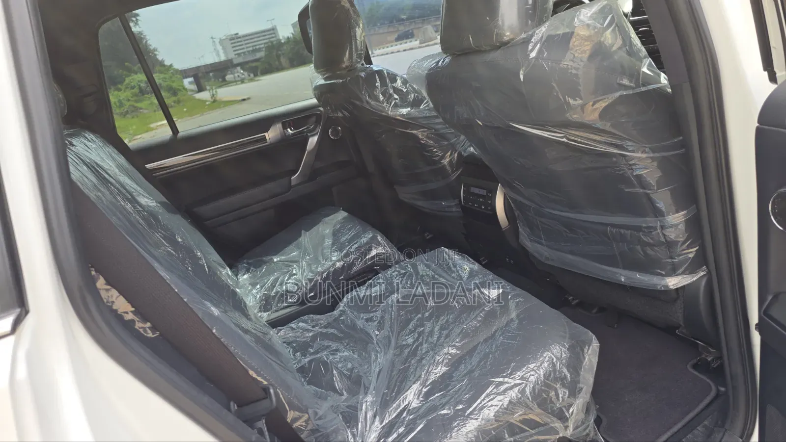 Lexus GX 460 AWD 2022 White