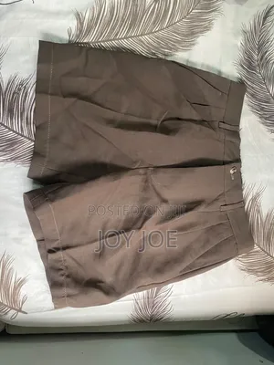 Nice  Tailored Short