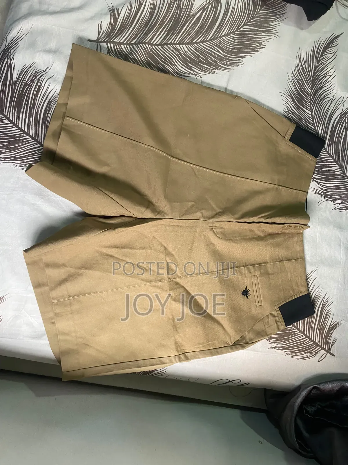 Nice  Tailored Short