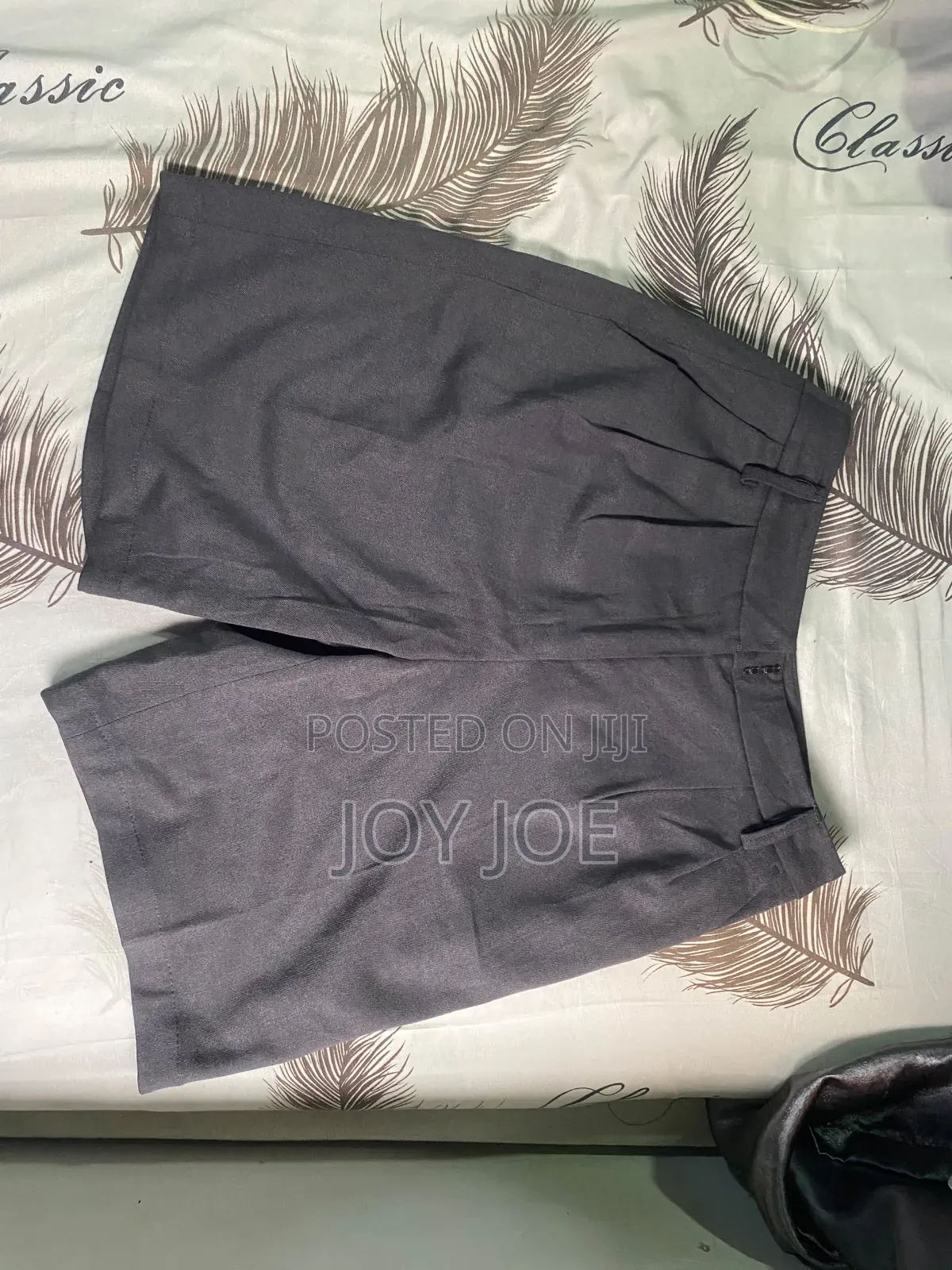 Nice  Tailored Short