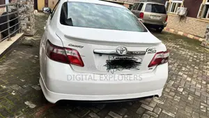 Toyota Camry SE 4dr Sedan (2.4L 4cyl 5A) 2007 White