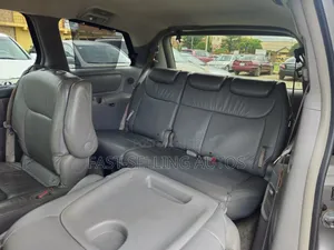 Toyota Sienna XLE Limited AWD 2006 Silver
