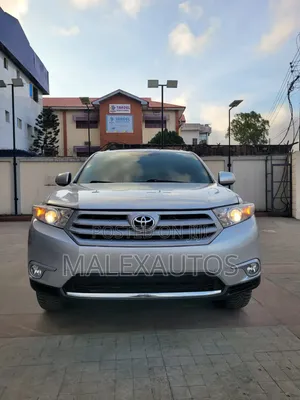 Toyota Highlander Limited 2011 Silver