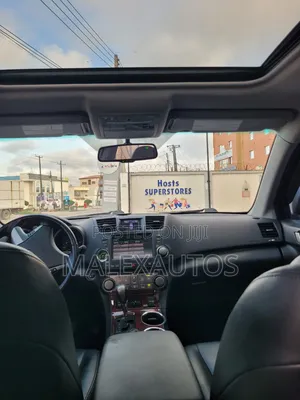 Toyota Highlander Limited 2011 Silver