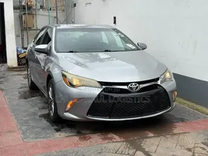 Toyota Camry SE 4dr Sedan (2.5L 4cyl 6A) 2016 Silver