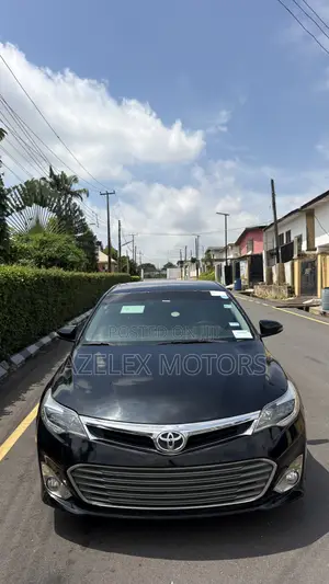 Toyota Avalon XLE Premium Sedan FWD (3.5L 6cyl 6A) 2013 Black