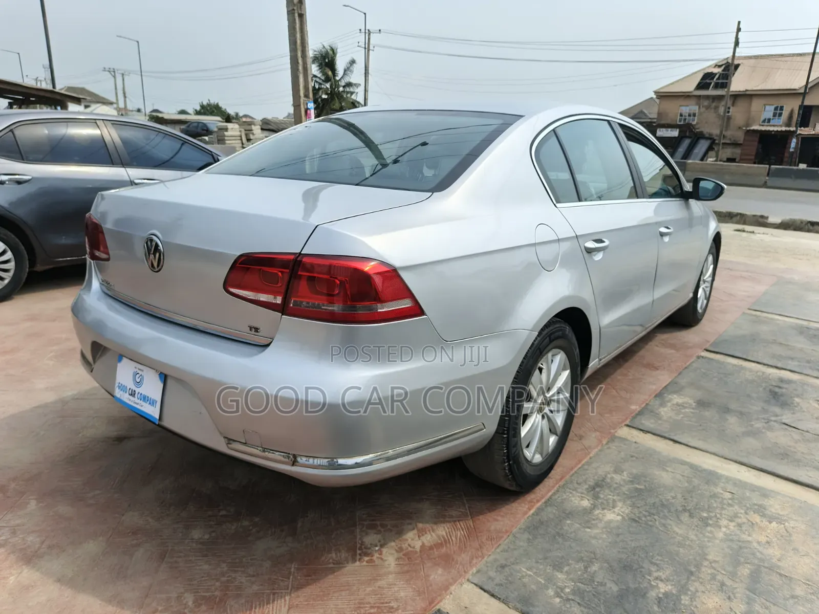 Volkswagen Passat 2013 Silver