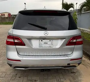 Mercedes-Benz M Class ML 350 4Matic 2013 Blue