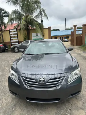 Toyota Camry LE 4dr Sedan (2.4L 4cyl 5A) 2008 Gray