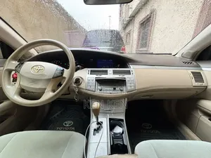 Toyota Avalon 2009 Gold