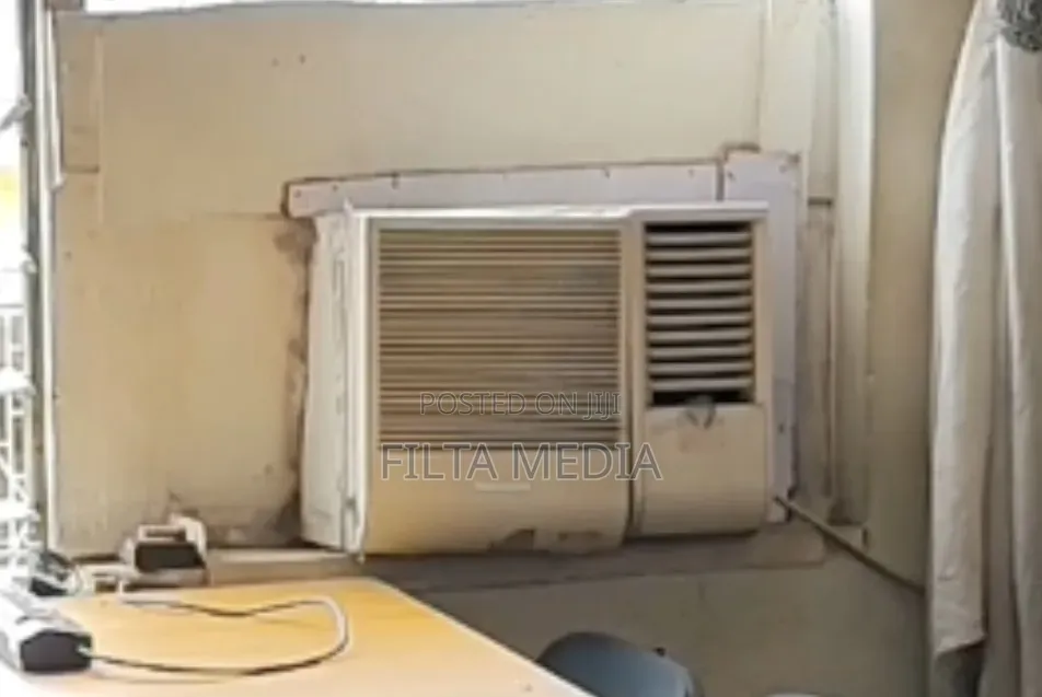 1 HP Used Air Conditioner
