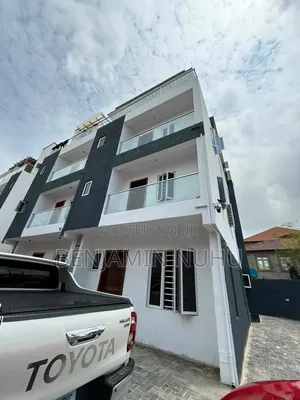 4bdrm Duplex in Lekki Phase 1 for rent