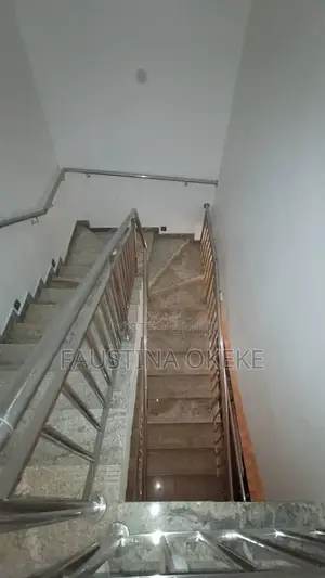 3bdrm Block of Flats in Guzape District for rent