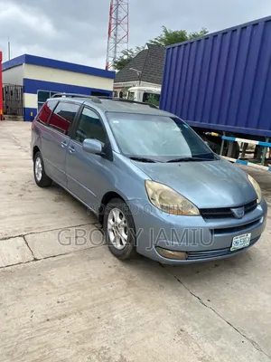 Toyota Sienna LE AWD 2005 Blue