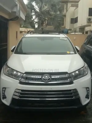 Toyota Highlander Limited Platinum 4dr SUV AWD (3.5L 6cyl 6A) 2015 White