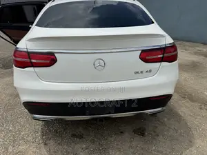 Mercedes-Benz GLE-Class 2017 White