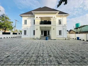 Furnished 6bdrm Mansion in Private Estate Wuse for sale