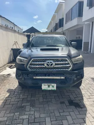 Toyota Tacoma 2017 Black
