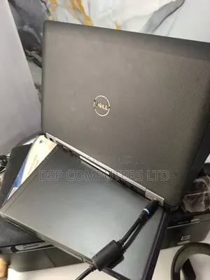 Laptop Dell Latitude E7470 8GB Intel Core i7 SSD 256GB