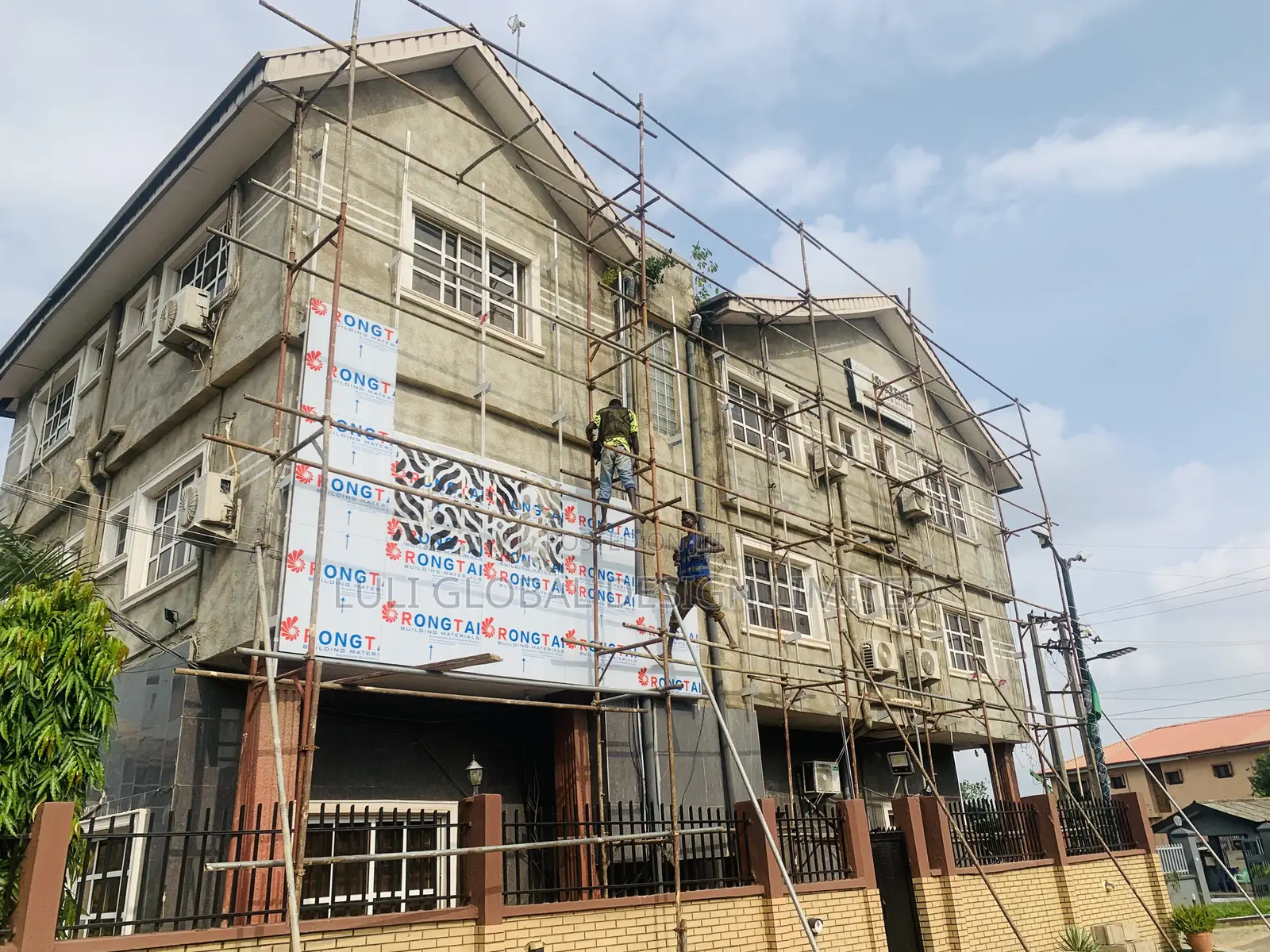 Aluco Cladding Installation
