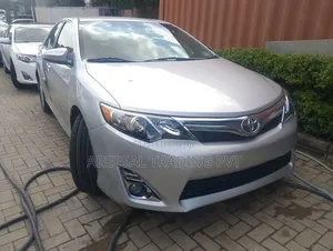 Toyota Camry LE 4dr Sedan (2.5L 4cyl 6A) 2012 Silver