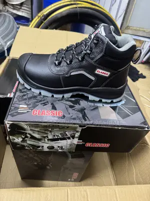Classic Executive Safety Shoe 👞 Available