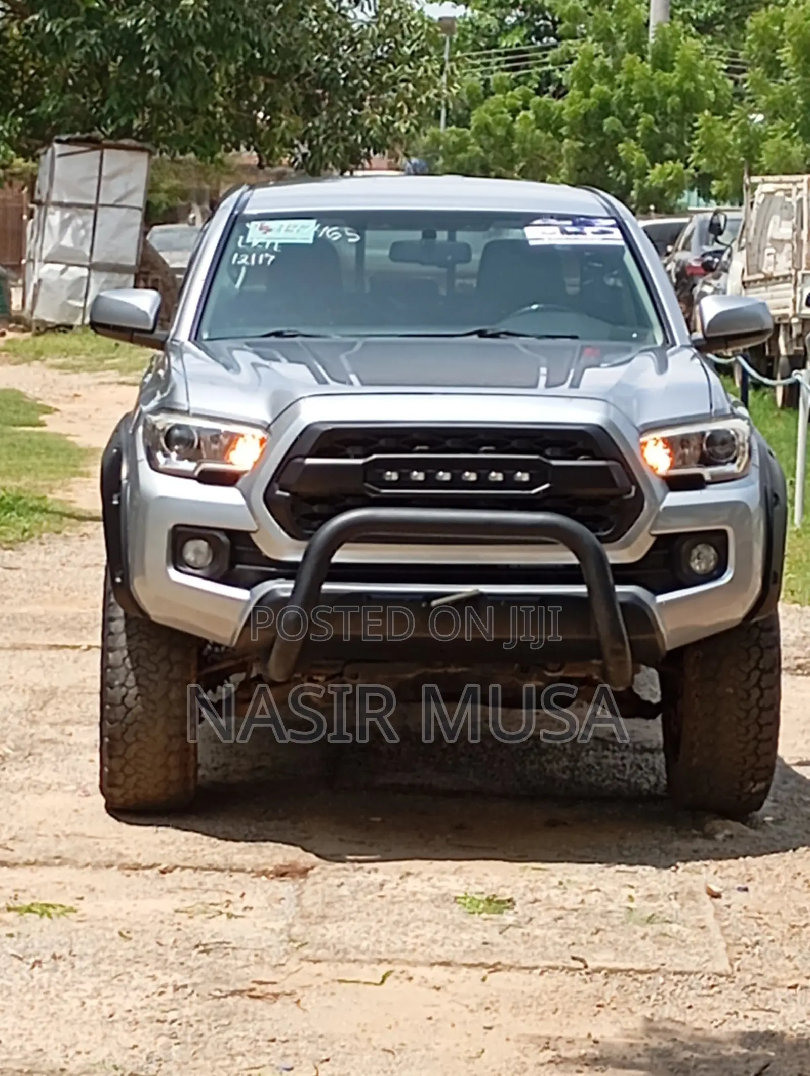 Toyota Tacoma 2017 Gray