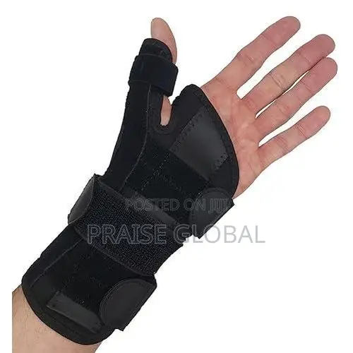 Wrist Support With Integrated Thumb Brace