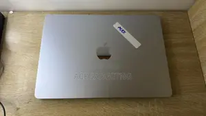 Laptop Apple MacBook Air 2025 M4 32GB Apple M4 SSD 1T