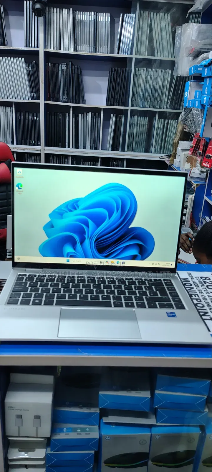 Laptop HP EliteBook 1040 G8 32GB Intel Core i7 SSD 256GB