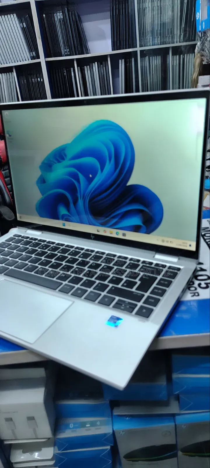 Laptop HP EliteBook 1040 G8 32GB Intel Core i7 SSD 256GB