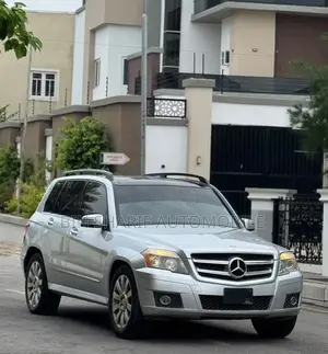 Mercedes-Benz GLK-Class 2010 Silver