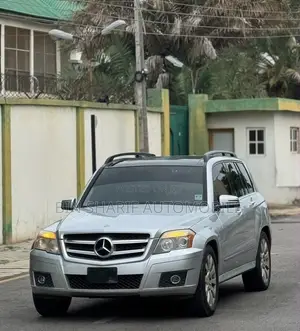 Mercedes-Benz GLK-Class 2010 Silver
