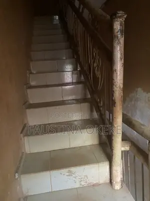 3bdrm Block of Flats in Area 3 for rent