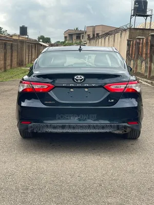 Toyota Camry LE FWD 2020 Green