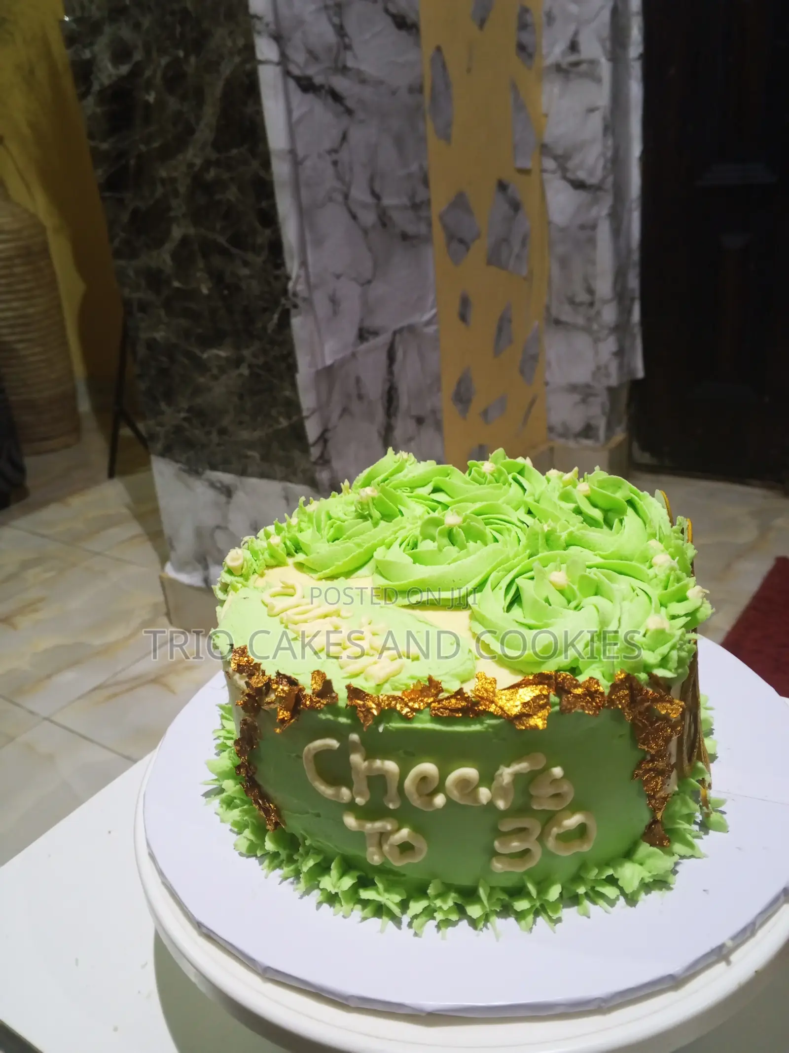 Buttercream Vanilla Cake