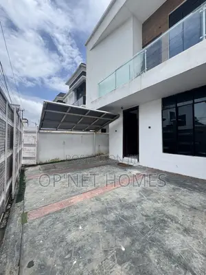 4bdrm Duplex in Lekki for sale