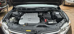 Toyota Venza V6 AWD 2010 Gray