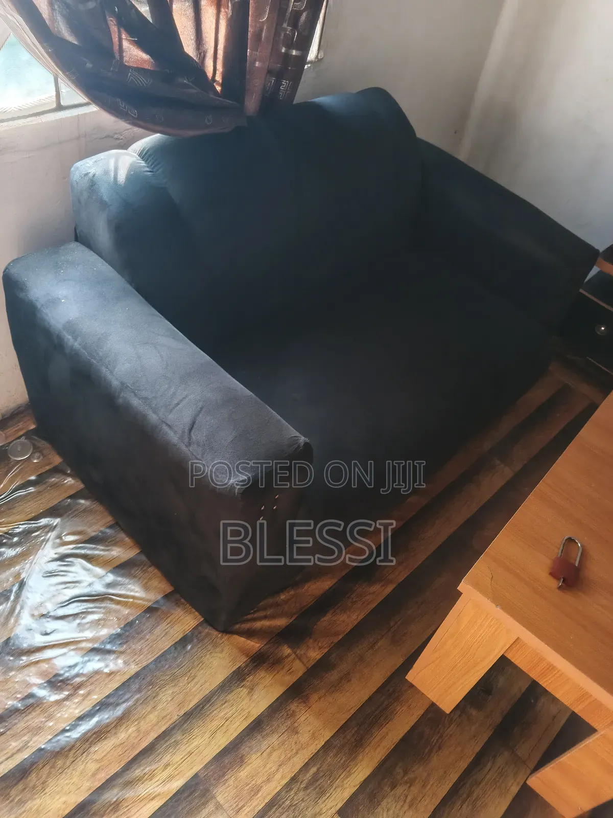 2 Sitter Quality Couch