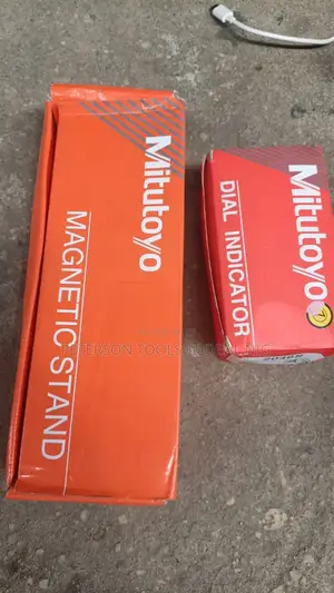 Mitutoyo Magnetic Stand With Dial Indicator