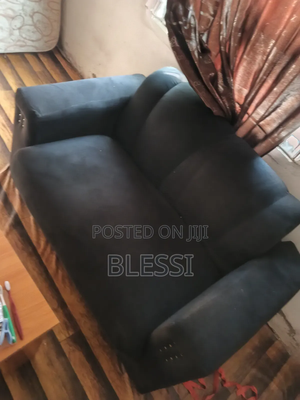 2 Sitter Quality Couch